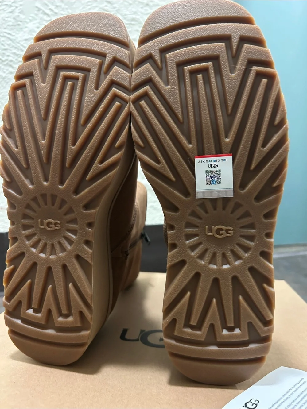 UGG Women’s CITYFUNC Chestnut Suede Mid-Calf Zip Boots BRAND NEW BOX AUTHENTIC